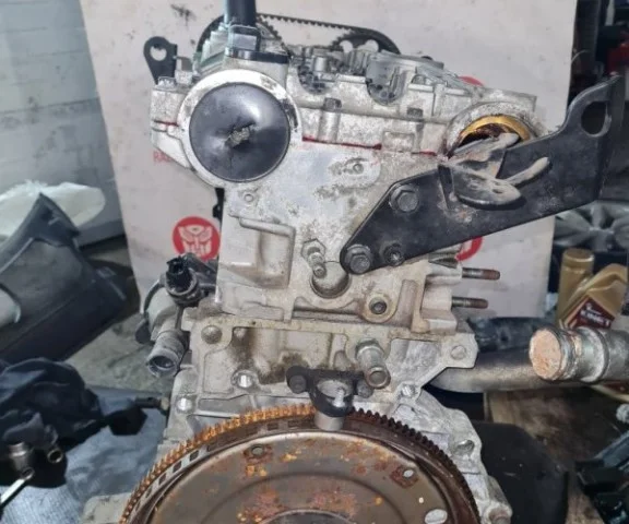 Продажа двигателя B5244S4