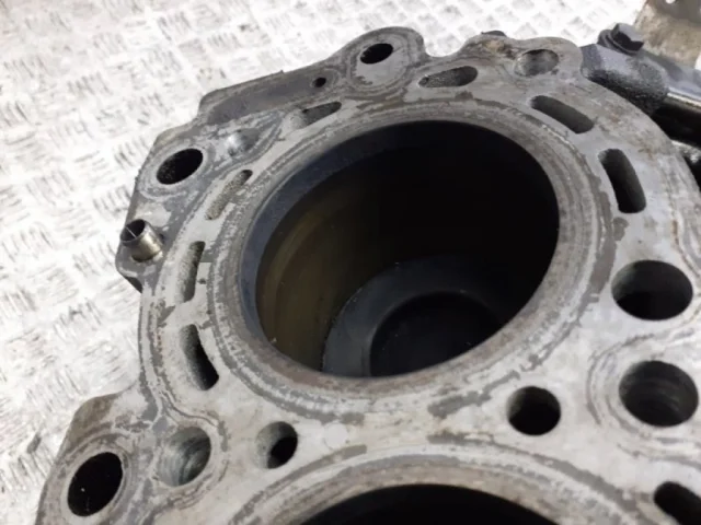 Двигатель для Mercedes-Benz GL class X164 2006-2012 на фотографиях