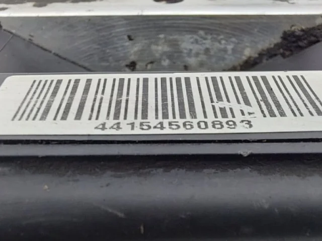 Блок ABS для Hyundai Tucson JM 2004-2009 на фотографиях