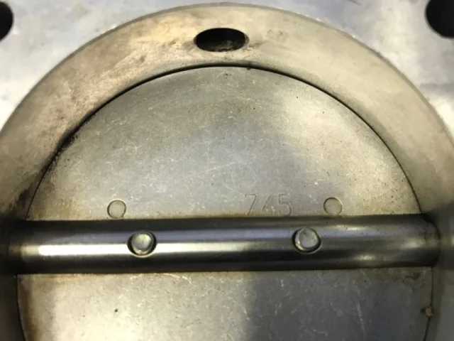 Дроссельная заслонка для Mercedes-Benz C class W204 2007-2014 на фотографиях