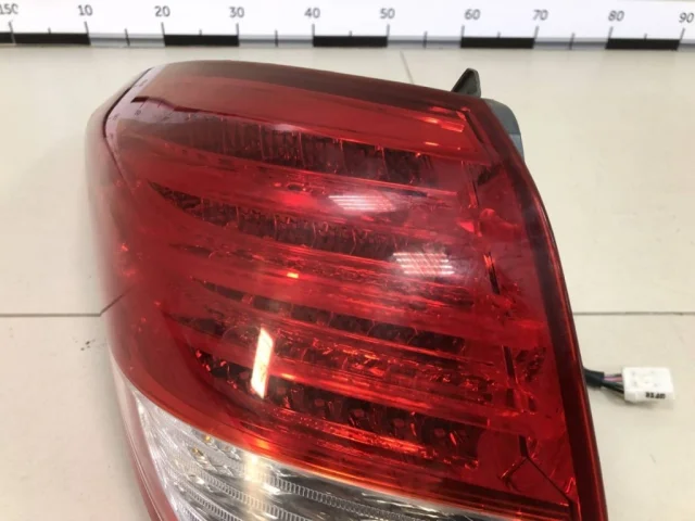 Фонарь левый для Hyundai i40 1 Седан 2011-2015 на фотографиях