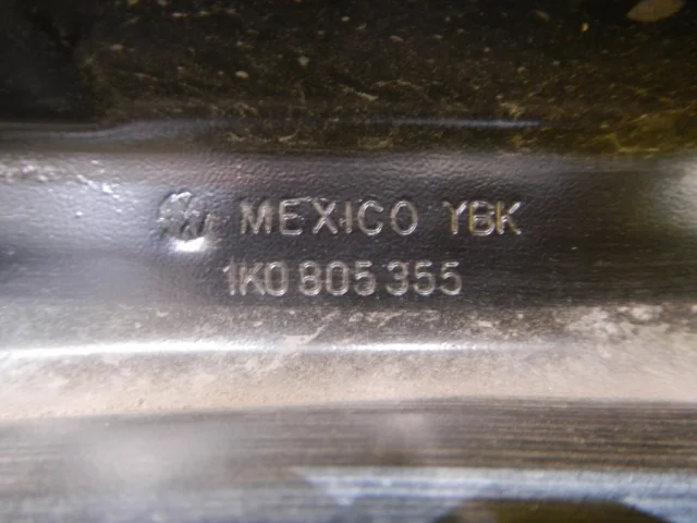 Панель радиатора (телевизор) для Volkswagen Golf VI (5K) 2008-2012 на фотографиях