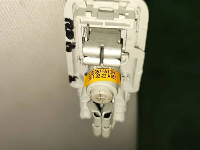 Козырек солнцезащитный левый для Skoda Rapid I NH3 2012-2017 на фотографиях