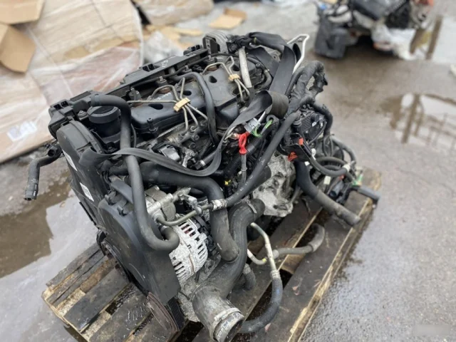 Продажа двигателя D5244T4