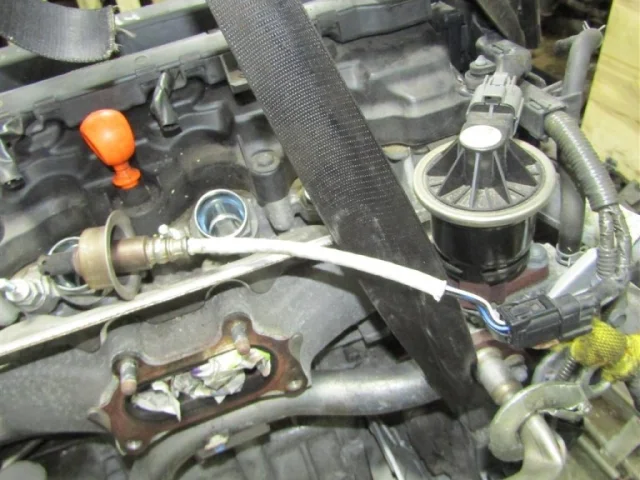 Лямбда-зонд (верхний) для Honda Civic FA 2005-2010 седан на фотографиях