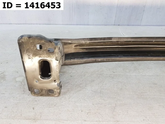 Усилитель бампера передний верхний для Skoda Rapid I rest NH3 2017-2020 на фотографиях