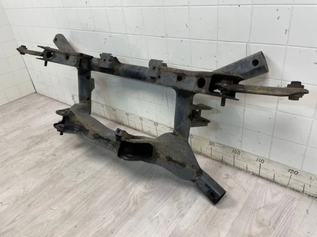 Задний подрамник для Mitsubishi ASX I 2010-2012 на фотографиях