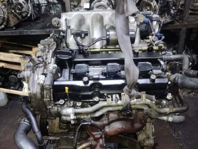 Двигатель для Infiniti M Y50 2005-2010 на фотографиях