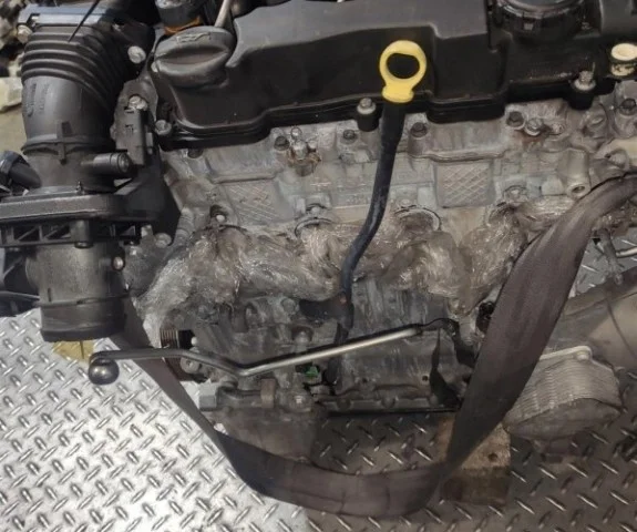 Продажа двигателя HHDA