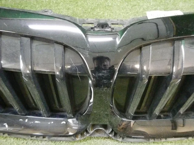 Воздуховод радиатора левый верхний для BMW 3er G20 2018+ на фотографиях