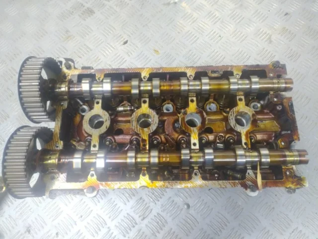 ГБЦ для Renault Logan 2007-2012 (Универсал KS) на фотографиях