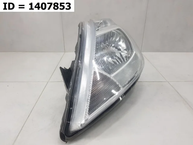 Фары для Nissan Tiida C11 JDM Хэтчбек 2004-2012 на фотографиях