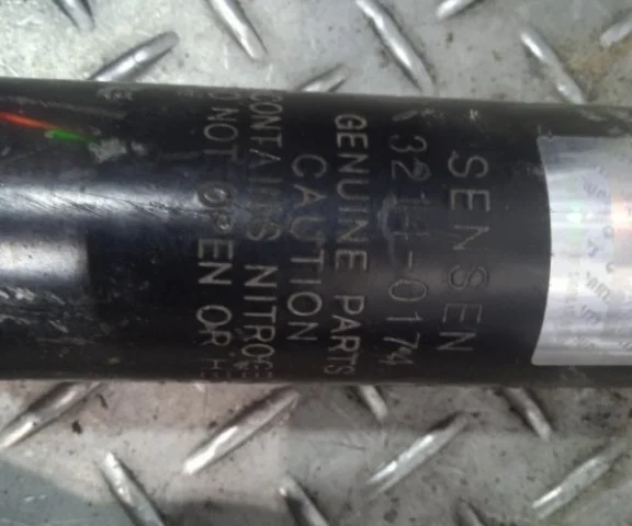 Пружина амортизатора задняя для BMW 5er Е60 2003-2010 на фотографиях