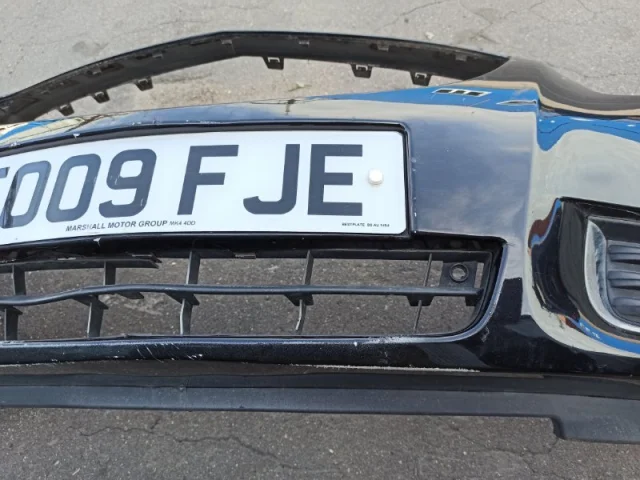 Бампер передний для Opel Insignia Седан A 2008-2017 на фотографиях