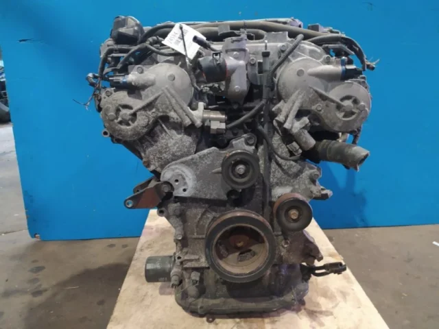 Двигатель для Infiniti M Y50 2005-2010 на фотографиях