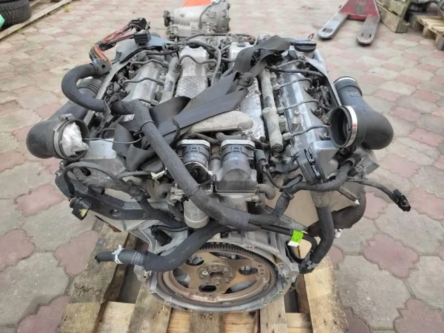 Двигатель для Mercedes-Benz G class W463 1990-2012 на фотографиях