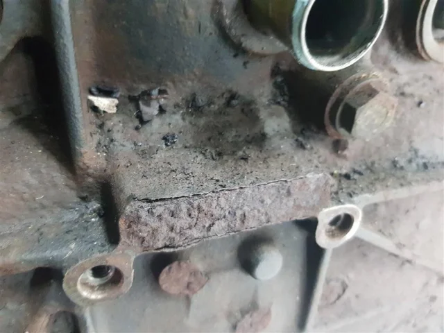 Двигатель без навесного для Mercedes-Benz Vito W639 Viano 2003-2013 на фотографиях