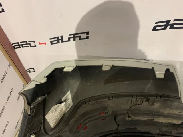 Бампер задний для Volvo C30 MK 2006-2013 на фотографиях