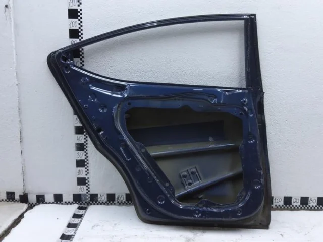 Дверь задняя левая для Hyundai Elantra AD 2015-2019 на фотографиях