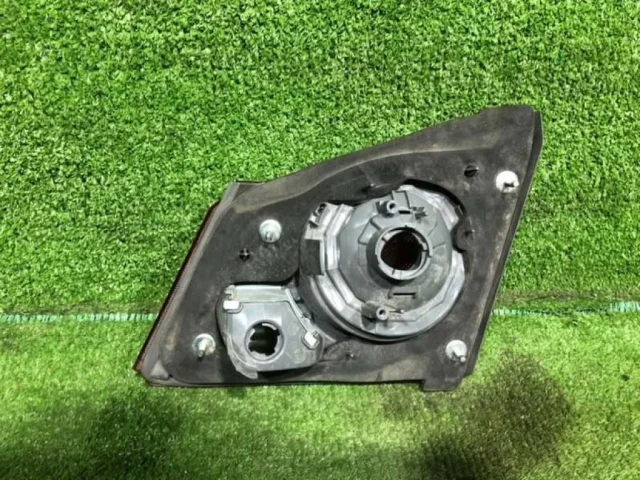 Фонарь внутренний левый для Honda Civic FD 2005-2012 седан на фотографиях