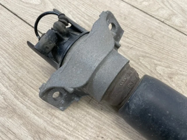 Амортизатор задний правый для Audi Q7 4M 2015+ на фотографиях