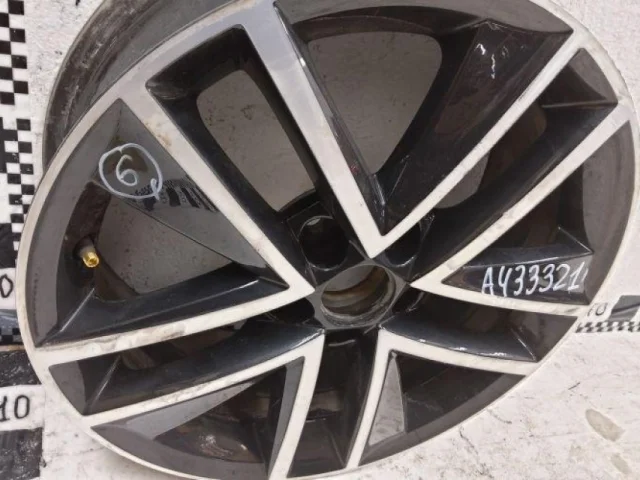 Диск колесный литой для Skoda Rapid I NH3 2012-2017 на фотографиях