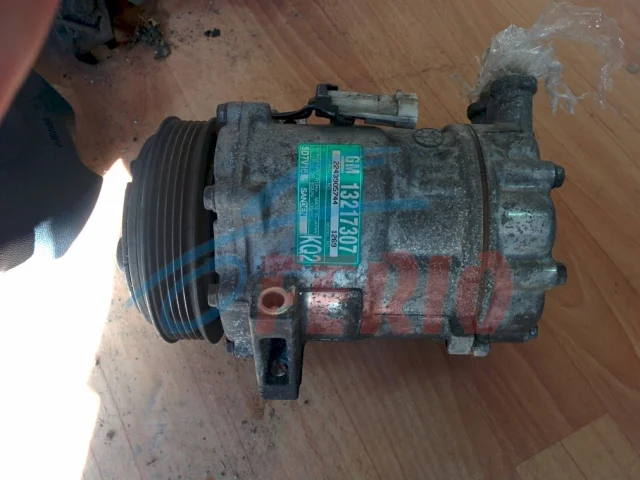 Компрессор кондиционера для Opel Vectra C 2002-2008 на фотографиях