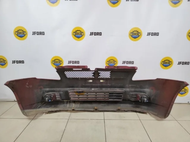 Бампер передний для Suzuki Swift Хэтчбек 3-d 2004-2010 на фотографиях