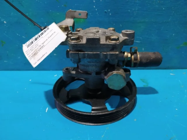 Насос ГУР для Mitsubishi Lancer 9 Седан CS 2003-2010 на фотографиях