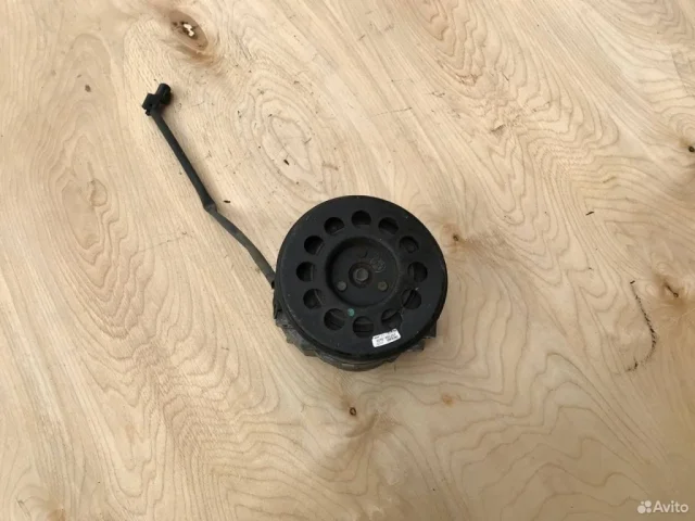 Компрессор кондиционера для Mitsubishi Pajero Sport K90 1997-2009 на фотографиях