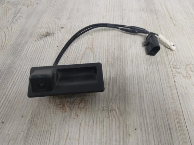 Камера заднего вида для Porsche Cayenne 958 Rest 2014-2018 на фотографиях