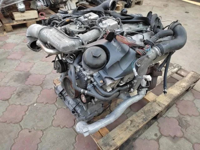 Двигатель для Mercedes-Benz G class W463 1990-2012 на фотографиях