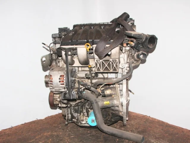 Двигатель без навесного для Renault Megane Хэтчбек 5 KZ 2008-2012 на фотографиях