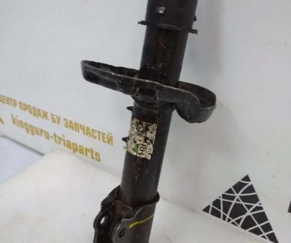 Стойка кузова передняя правая для Hyundai Solaris 2 (2017-2022) на фотографиях