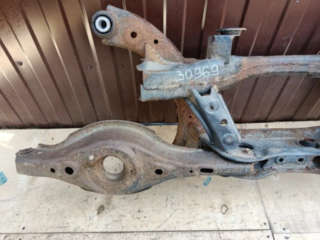 Задняя балка для Mazda CX 5 KF 2017 на фотографиях