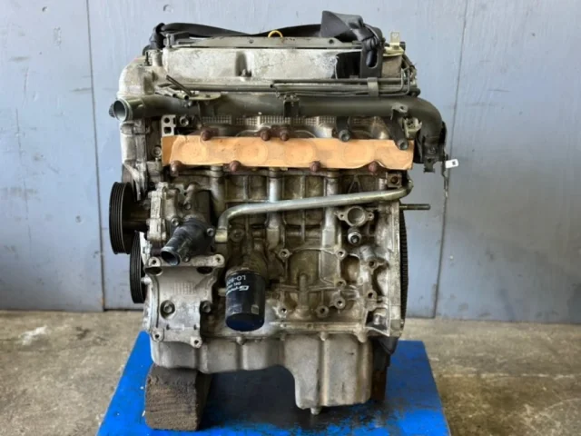 Двигатель без навесного для Chevrolet Tracker 2 (5dr) 1998-2004 на фотографиях