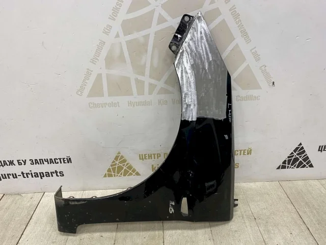 Крыло левое для Hyundai Solaris 1 рестайлинг 2014-2017 на фотографиях