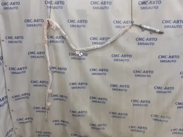 Шторка безопасности правая для Volkswagen Touareg II (7P5) Rest 2014-2018 на фотографиях