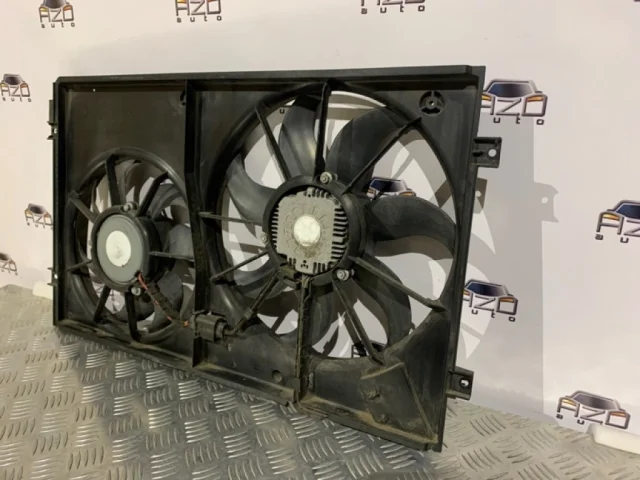 Диффузор вентиляторов для Volkswagen Golf VI (5K) 2008-2012 на фотографиях