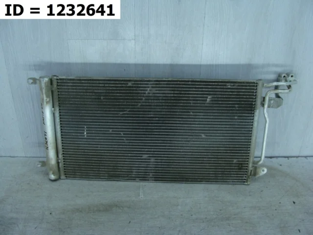 Радиатор кондиционера для Skoda Rapid I rest NH3 2017-2020 на фотографиях