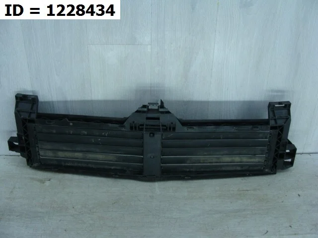 Воздухозаборник для Mercedes-Benz GLB class X247 2019+ на фотографиях