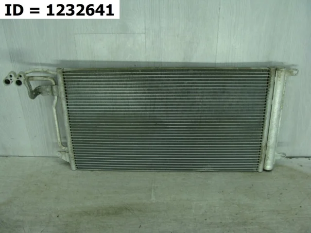 Радиатор кондиционера для Skoda Rapid I rest NH3 2017-2020 на фотографиях