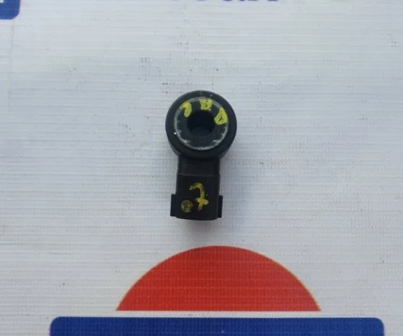 Датчик детонации для Nissan X-Trail T31 RU 2007-2014 на фотографиях