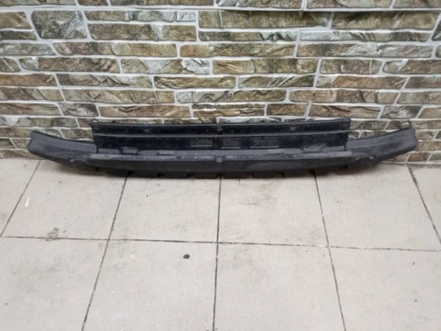 Абсорбер переднего бампера для Audi Q7 4L 2005-2015 на фотографиях