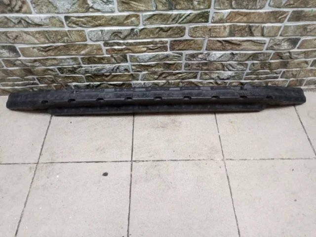 Абсорбер переднего бампера для Audi Q7 4L 2005-2015 на фотографиях