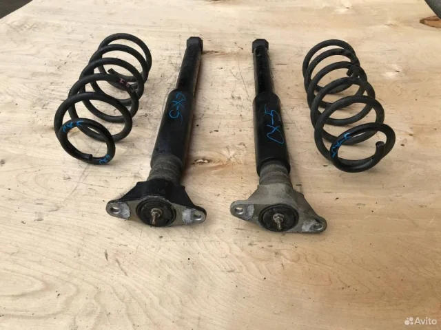 Пружина амортизатора задняя для Mazda CX 5 KE 2011-2017 на фотографиях