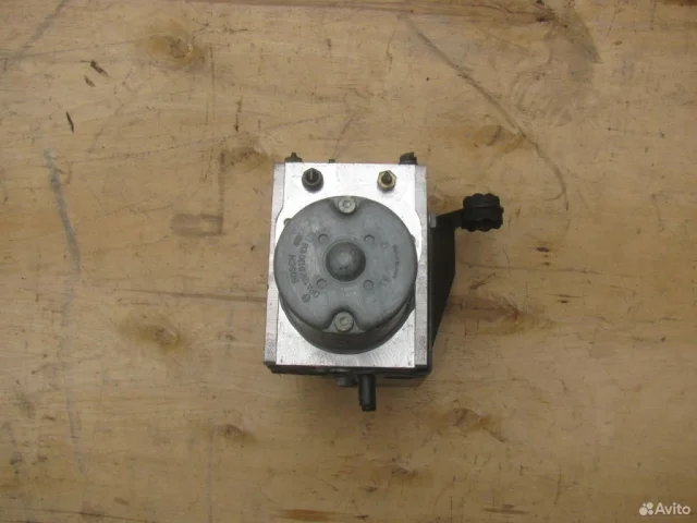 Блок ABS для BMW 5er Е39 1995-2003 на фотографиях