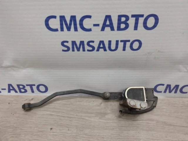 Датчик положения кузова для Volvo XC60 Y20 2008-2017 на фотографиях