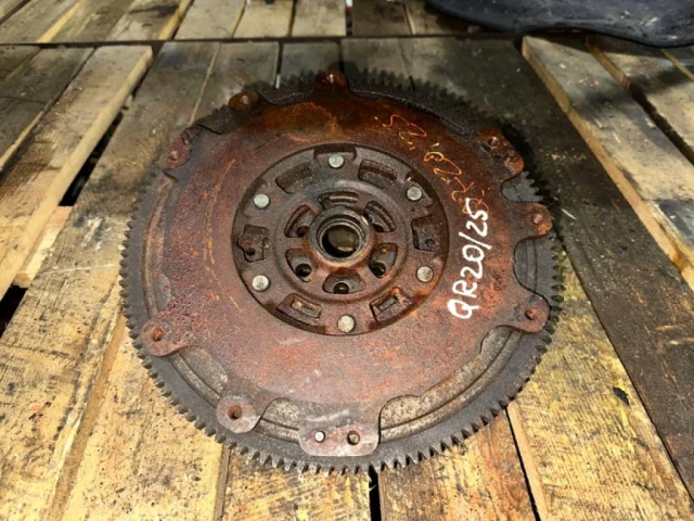 Маховик для Nissan X-Trail T30 JDM 2000-2007 на фотографиях