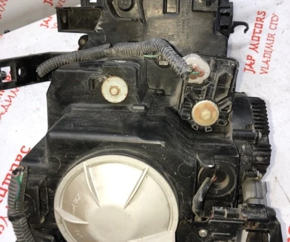 Фара левая для Nissan Murano Z50 JDM 2004-2008 на фотографиях